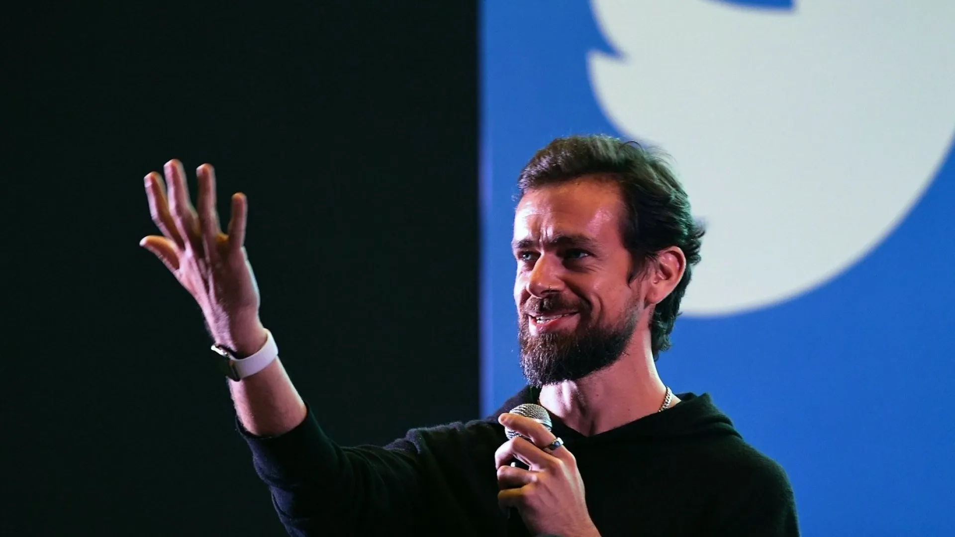 Dorsey hands the Helm of Twitter to Aggarwal, It’s a Smart Move or Under Pressure…